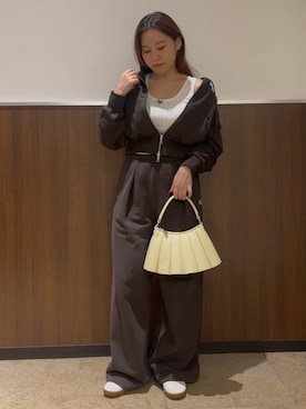 「LACOSTE（ラコステ）のアイテム」を使った、YAMAGUCHIさん（レディース・154cm）の秋コーディネート