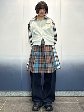 「adidas（アディダス）のプリーツ チェック スカート / アディダスオリジナルス adidas Originals（スカート、ブラウン系）」を使った、TNさん（レディース・160cm）の冬コーディネート
