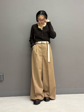 「KBF（ケイビーエフ）のアイテム（スラックス）」を使った、てらさん（レディース・153cm）の秋コーディネート