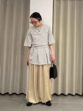 「KBF（ケイビーエフ）のサテンバルーンパンツ（その他パンツ、ベージュ系）」を使った、てらさん（レディース・153cm）の春コーディネート