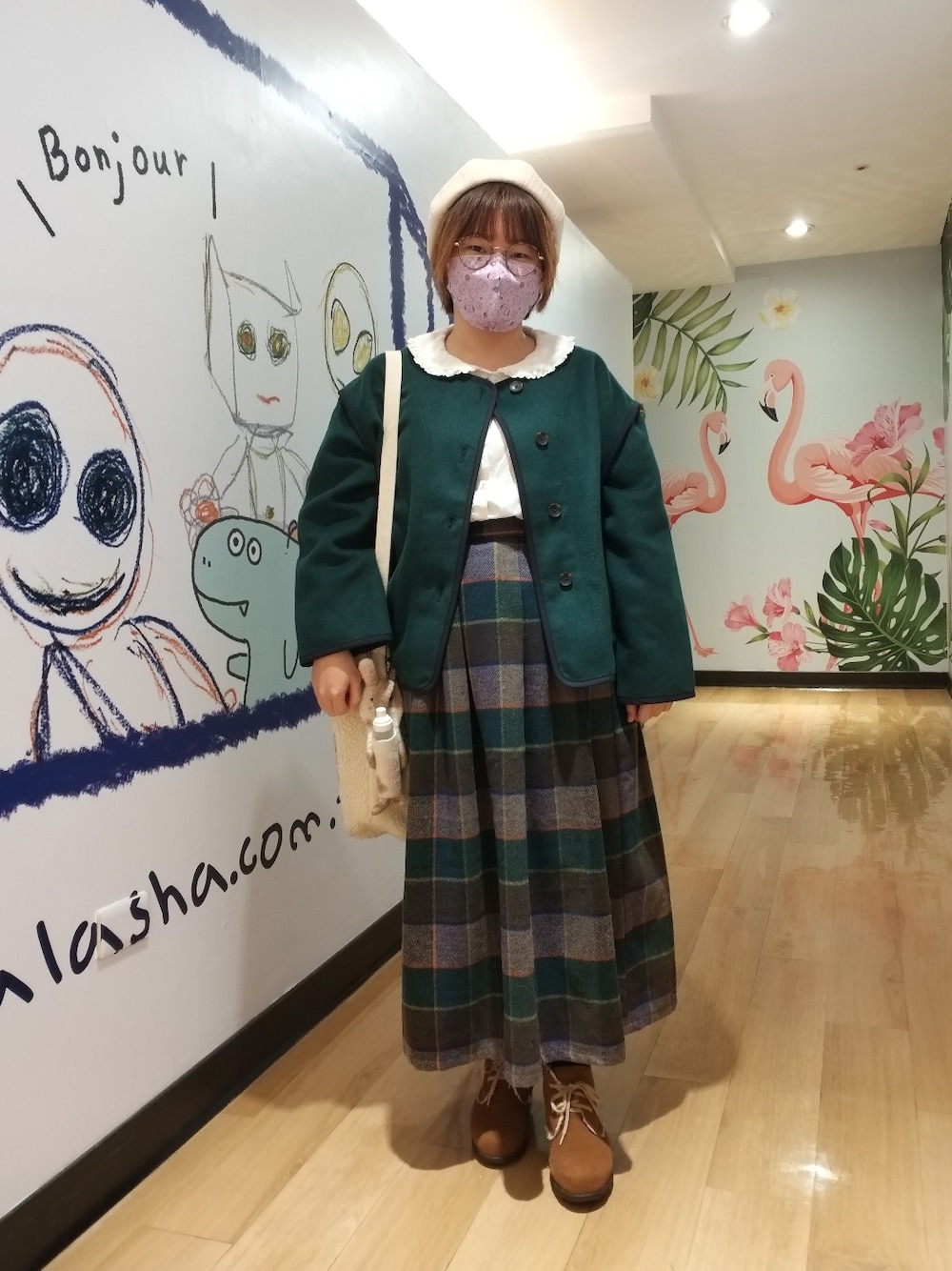 「大人カジュアル、大人かわいい、低身長、チェック柄に恋してる、チェック柄、チェック柄スカート」｜「Samansa Mos2のパイピングショートコート（ノーカラーコート、グリーン系）」を使った、呱呱🍯さん（レディース・152cm）の冬コーディネートの1枚目の写真