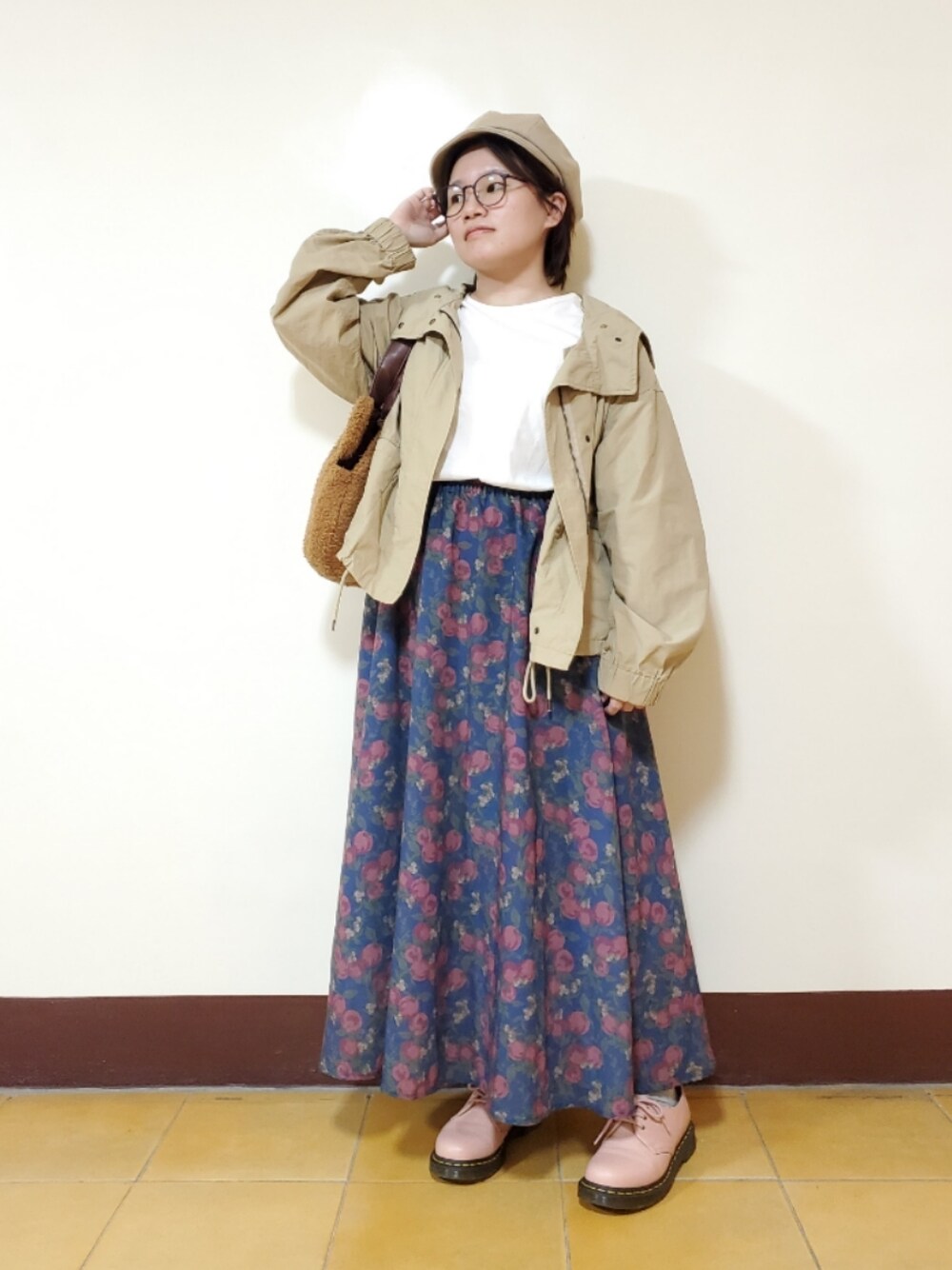 「新星WEARISTAにエントリー、ootd、街頭穿搭、復古、休閒、大人カジュアル、大人コーデ、低身長、低身長女子」｜「earth music&ecologyの3wayマウンテンパーカー ＊（マウンテンパーカー、ベージュ系）」を使った、呱呱🍯さん（レディース・152cm）の冬コーディネートの1枚目の写真