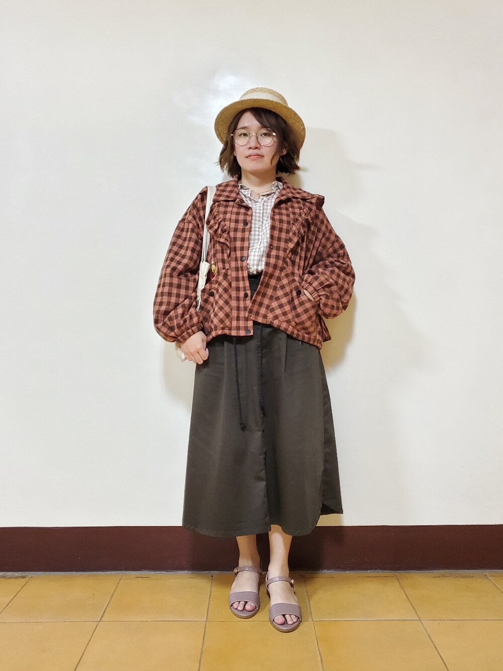 「大人カジュアル、夏コーデ、大人かわいい、低身長、低身長コーデ、チェック柄、チェック柄に恋してる」｜「Samansa Mos2の衿付前後着ブラウス（シャツ/ブラウス、ベージュ系）」を使った、呱呱🍯さん（レディース・152cm）の夏コーディネートの1枚目の写真