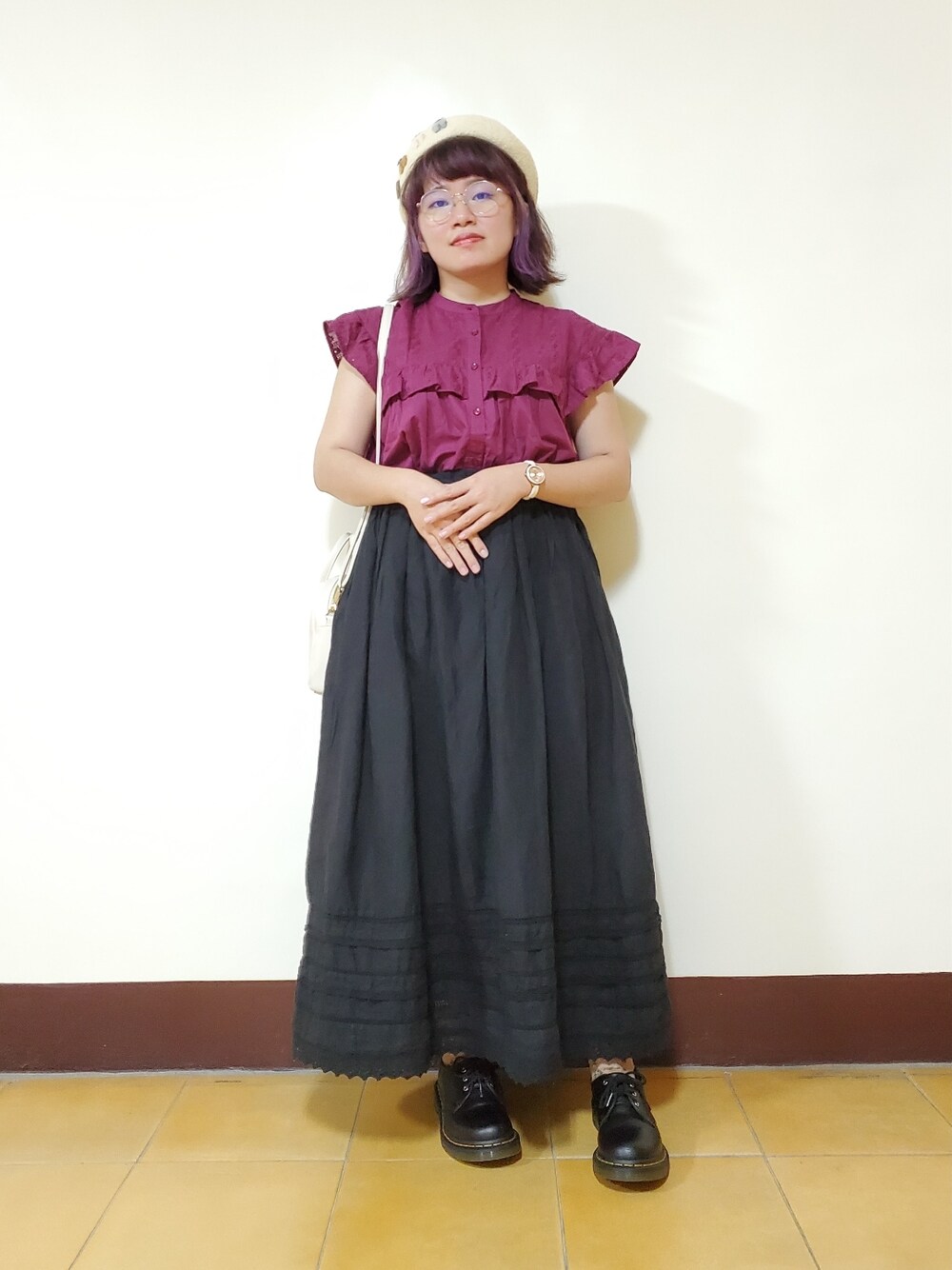 「大人カジュアル、大人コーデ、刺繍、刺繍シャツ、秋コーデ、秋のコーデ」｜「Samansa Mos2のフリル切替フレンチスリーブブラウス（シャツ/ブラウス、レッド系）」を使った、呱呱🍯さん（レディース・152cm）の秋コーディネートの1枚目の写真
