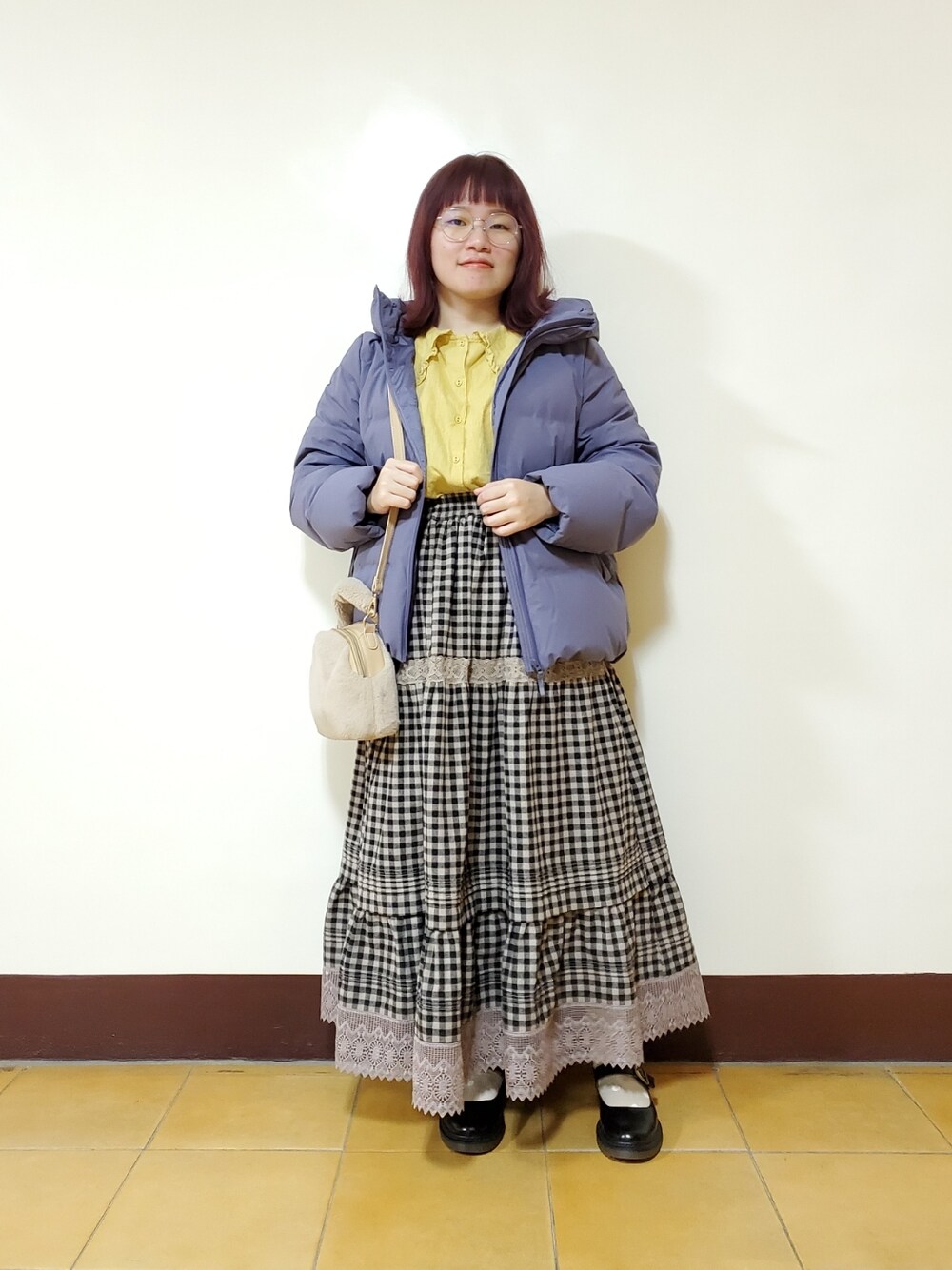 「ほめられ本命コーデ、差し色、色違いコーデ、大人カジュアル、低身長コーデ、ootd、低身長女子」｜「Samansa Mos2のフリルレース付セーラー襟チュニック（チュニック、イエロー系）」を使った、呱呱🍯さん（レディース・152cm）の冬コーディネートの1枚目の写真