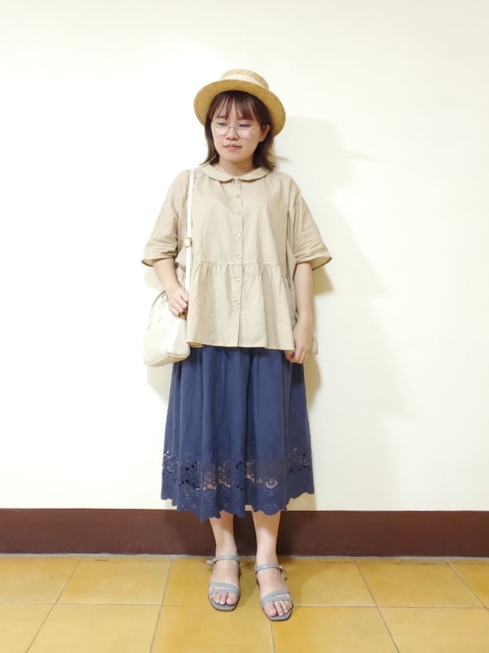 「このスタイルがお気に入り、ootd、夏、街頭穿搭、大人カジュアル、大人かわいい、低身長、低身長女子、刺繍」｜「Samansa Mos2のワイドギャザーブラウス（シャツ/ブラウス、ベージュ系）」を使った、呱呱🍯さん（レディース・152cm）の夏コーディネートの1枚目の写真