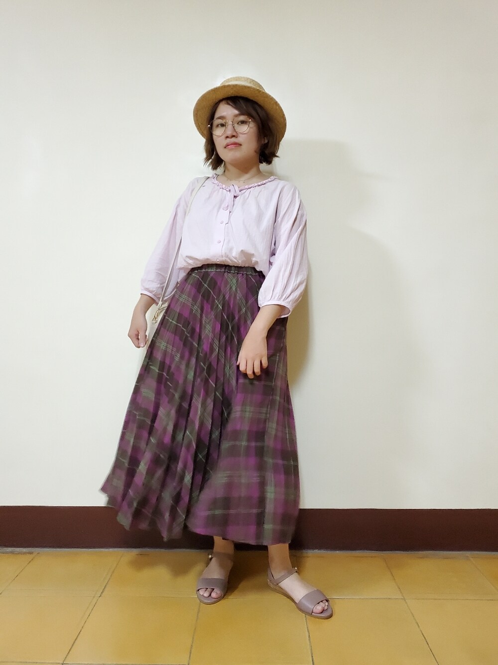 「夏コーデ、大人カジュアル、大人コーデ、大人かわいい、紫、低身長、チェック柄に恋してる、チェック柄、チェック柄スカート」｜「Samansa Mos2の２WAYリボンフリルブラウス（シャツ/ブラウス、パープル系）」を使った、呱呱🍯さん（レディース・152cm）の夏コーディネートの1枚目の写真