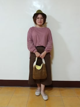 「通勤穿搭」｜「アイテム（スリッポン）」を使った、呱呱🍯さん（レディース・152cm）の春コーディネート