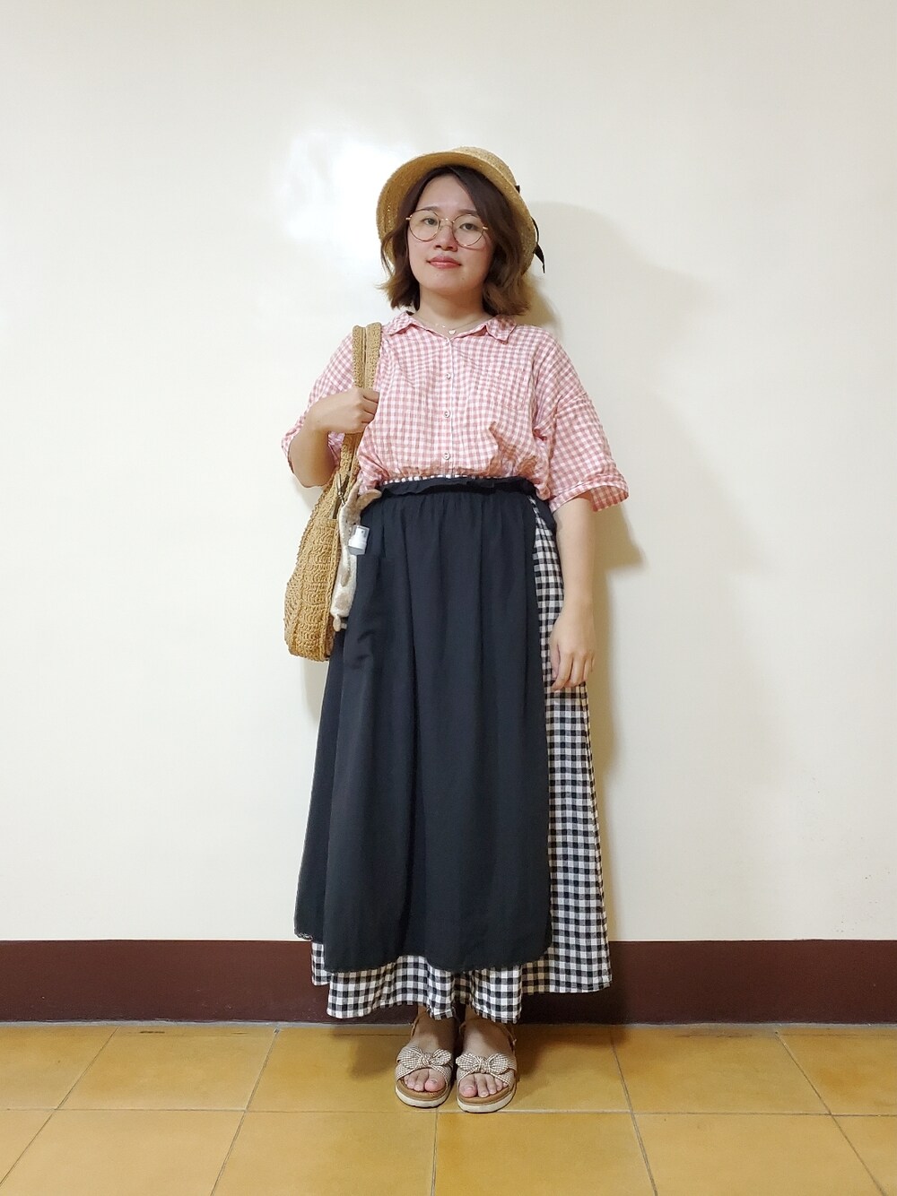 「夏コーデ、低身長、低身長コーデ、チェック柄に恋してる、チェック柄、チェック柄スカート」｜「Samansa Mos2のぽこぽこギンガムチェックシャツ（シャツ/ブラウス、ピンク系）」を使った、呱呱🍯さん（レディース・152cm）の夏コーディネートの1枚目の写真