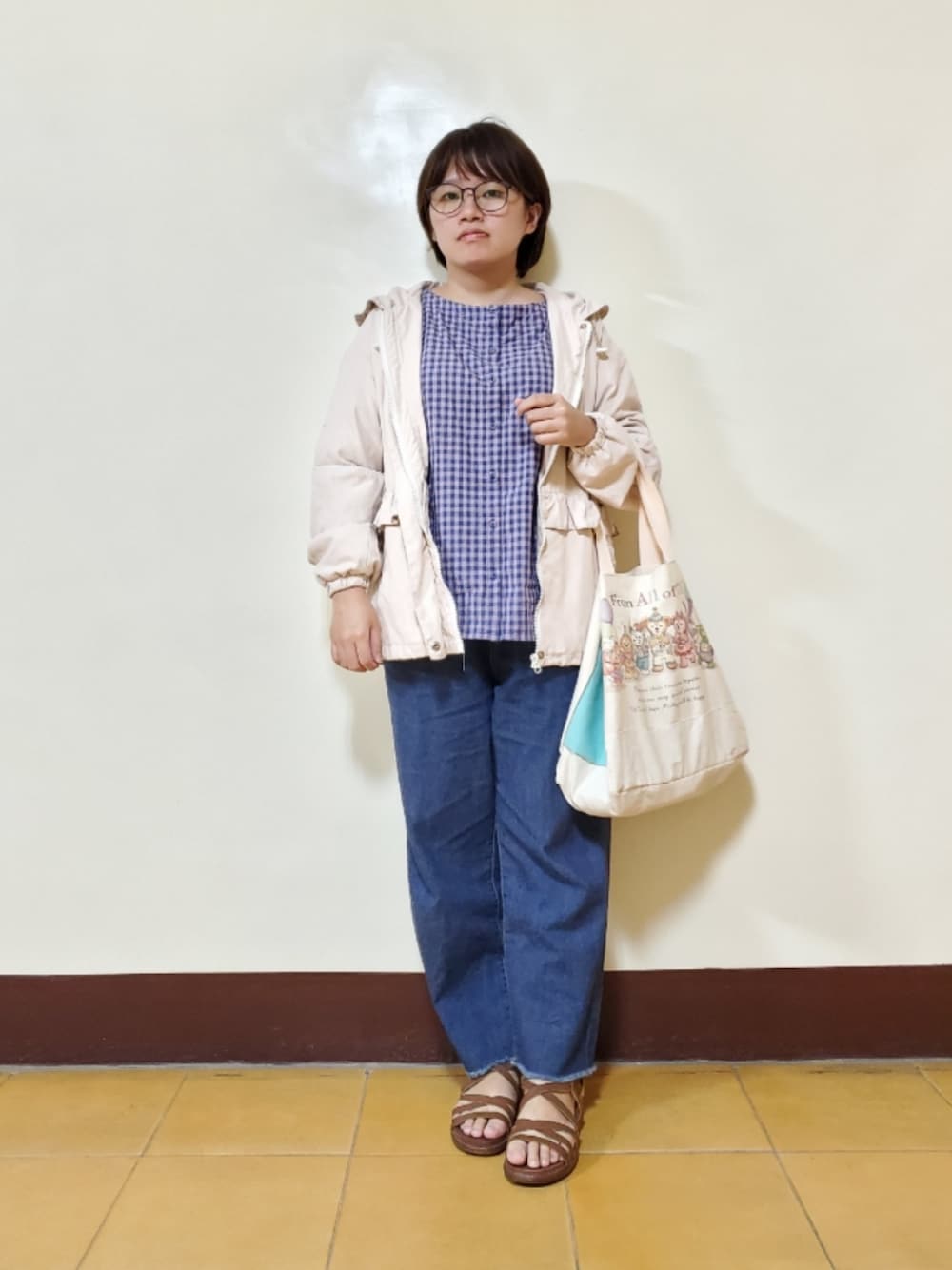 「ootd、休閒、復古、大人カジュアル、大人かわいい、低身長、低身長女子、秋コーデ、秋服」｜「zoeのアイテム（ジャケット/アウター、ベージュ系）」を使った、呱呱🍯さん（レディース・152cm）の秋コーディネートの1枚目の写真