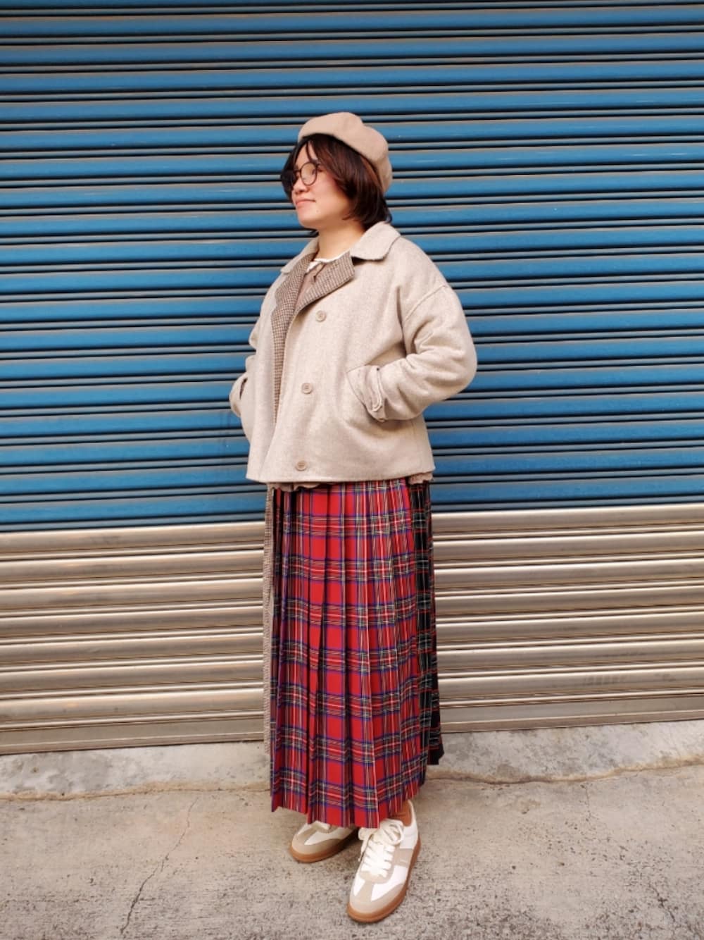 「似合うラボに行こう、ootd、街頭穿搭、休閒、復古、大人カジュアル、大人かわいい、低身長、低身長コーデ、春コーデ」｜「Samansa Mos2のダブルフェイスショートコート（その他アウター、ベージュ系）」を使った、呱呱🍯さん（レディース・152cm）の春コーディネートの1枚目の写真