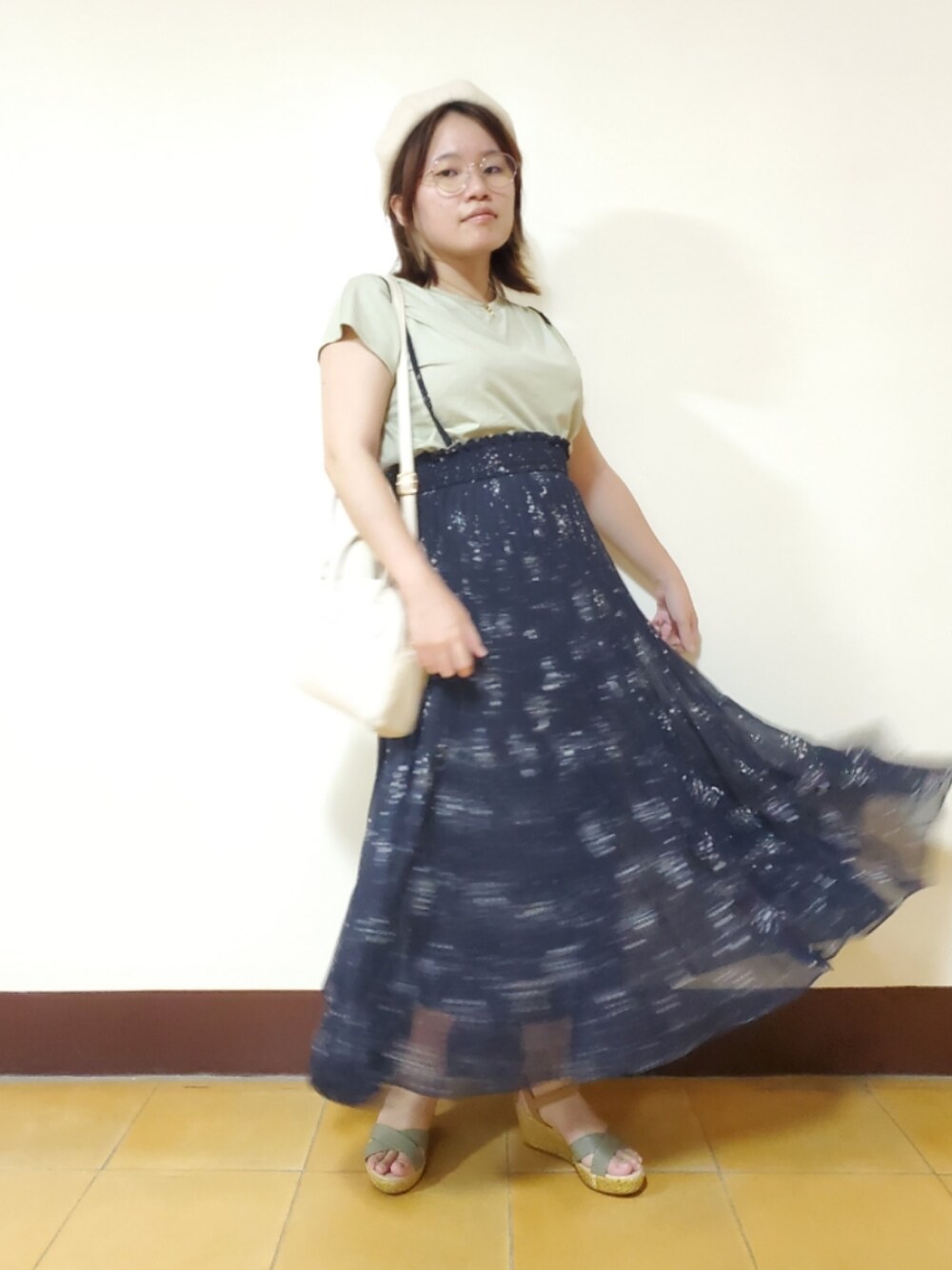 「アツいコーデ全部見せ、ootd、夏、秋コーデ、低身長、低身長女子、大人カジュアル、大人女子、花柄」｜「NETのアイテム（Tシャツ/カットソー、グリーン系）」を使った、呱呱🍯さん（レディース・152cm）の夏コーディネートの1枚目の写真