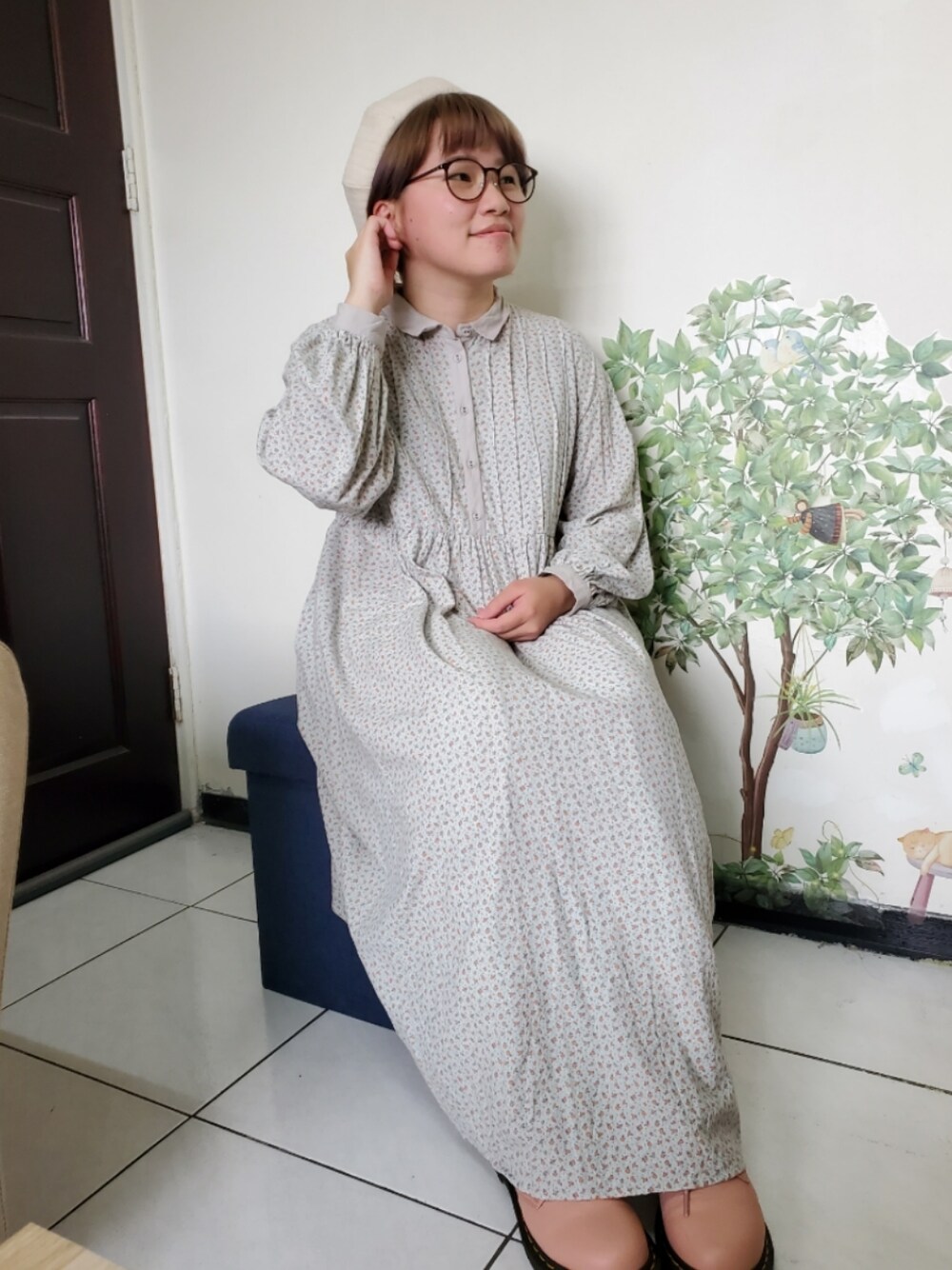 「春のNewスタイル、ootd、街頭穿搭、春コーデ、大人カジュアル、大人かわいい、低身長、低身長コーデ、花柄、花柄ワンピース」｜「Samansa Mos2の襟配色小花柄ワンピース（ワンピース、グリーン系）」を使った、呱呱🍯さん（レディース・152cm）の春コーディネートの1枚目の写真