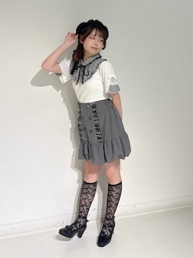 「axes femme POETIQUE（アクシーズファムポエティック）のヨークフリルブロッキングＰＯ（Tシャツ/カットソー、ホワイト系）」を使った、おはぎちゃんさん（レディース・158cm）の夏コーディネート