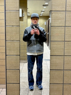 「NEWERA（ニューエラ）のアイテム」を使った、りょーまさん（メンズ・171cm）の冬コーディネート