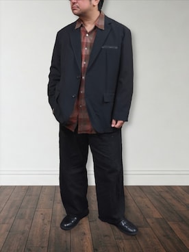「アイテム（テーラードジャケット）」を使った、肉厚メンズさん（メンズ・177cm）の冬コーディネート