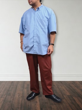 「アイテム（スニーカー）」を使った、肉厚メンズさん（メンズ・177cm・40代）の秋コーディネート