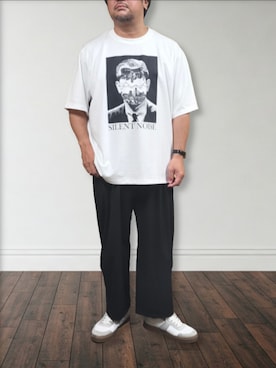 「GU（ジーユー）のアイテム（スニーカー）」を使った、肉厚メンズさん（メンズ・177cm）の夏コーディネート