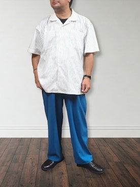 「アイテム（スニーカー）」を使った、肉厚メンズさん（メンズ・177cm・40代）の秋コーディネート
