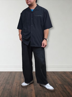 「アイテム（スニーカー）」を使った、肉厚メンズさん（メンズ・177cm・40代）の秋コーディネート