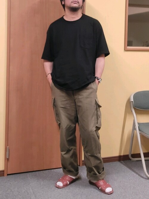 全力でデブをごまかす40代男性｜GUのTシャツ/カットソーを使ったコーディネート WEAR
