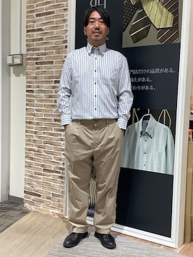 「アイテム（ビジネスシャツ）」を使った、BRICK HOUSE by Tokyo Shirts くずはモール店さん（メンズ・176cm）の夏コーディネート