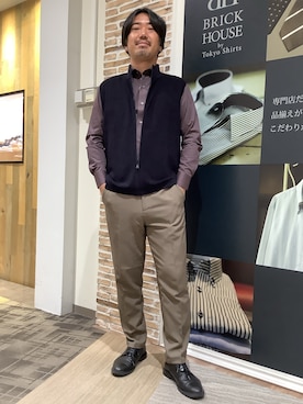 「アイテム（ビジネスシャツ）」を使った、BRICK HOUSE by Tokyo Shirts くずはモール店さん（メンズ・176cm）の秋コーディネート