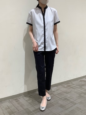 「TOKYO SHIRTS（トウキョウシャツ）の【吸水速乾】【COFREX】配色 スキッパー衿 ブラウス 半袖 レディースデザインシャツ（シャツ/ブラウス、グレー系）」を使った、BRICK HOUSE by Tokyo Shirts くずはモール店さん（メンズ・176cm）の夏コーディネート
