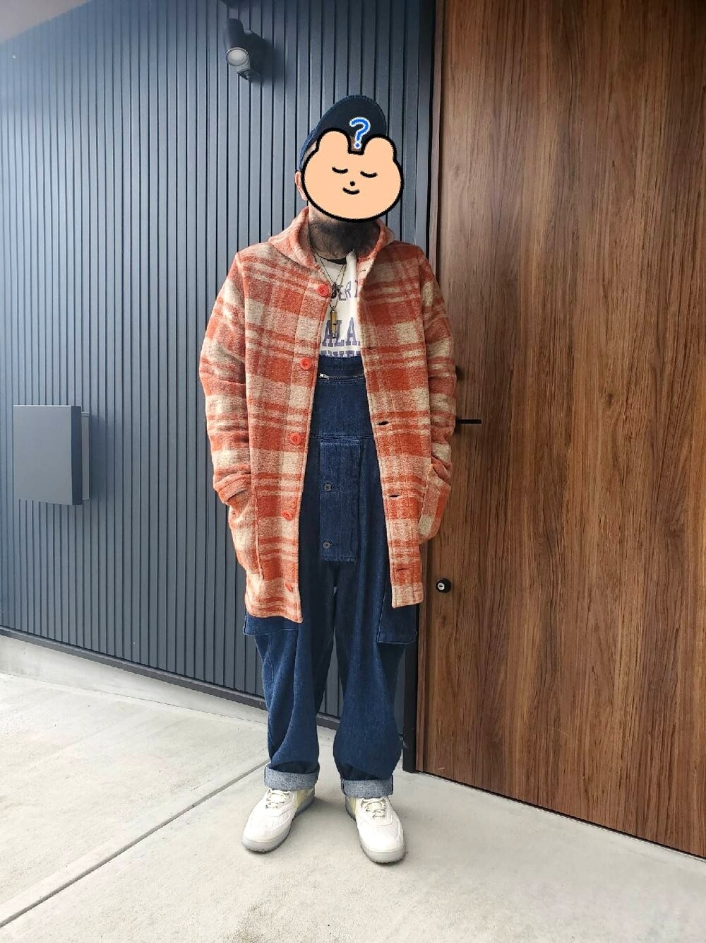 「私の推しブランド、オーバーオール、NIGEL CABOURN、ナイジェルケーボン」｜「Nigel Cabournの 【ナイジェル・ケーボン】UNISEX /メカニックキャップ - デニム / ACC-50 MECHANIC CAP - DENIM

Item No. 80451366000

通常価格¥6,600 (税込)

（キャップ、ブルー系）」を使った、ゃまさん（メンズ・183cm）の冬コーディネートの1枚目の写真