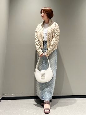 「アイテム（スウェット、ベージュ系）」を使った、Manapiさん（レディース・151cm）の夏コーディネート