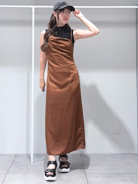 「アイテム（ワンピース/ドレス）」を使った、仲田桃子さん（レディース・165cm）の夏コーディネート