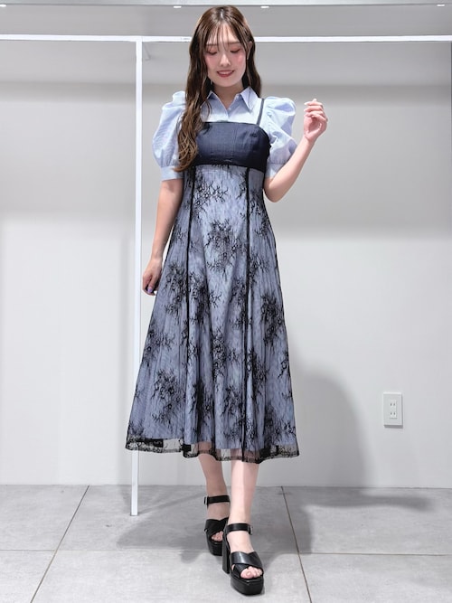 プラットフォームクロスサンダル