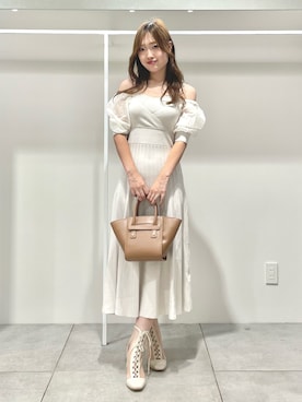 「MERCURYDUO（マーキュリーデュオ）のアイテム（トートバッグ）」を使った、仲田桃子さん（レディース・165cm）の夏コーディネート