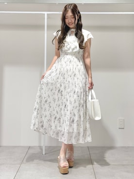 「MERCURYDUO（マーキュリーデュオ）のアイテム（ワンピース/ドレス）」を使った、仲田桃子さん（レディース・165cm）の夏コーディネート