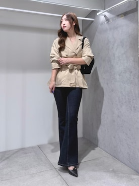 「MERCURYDUO（マーキュリーデュオ）のブーツカットデニム（その他パンツ、ブルー系）」を使った、仲田桃子さん（レディース・165cm）の秋コーディネート
