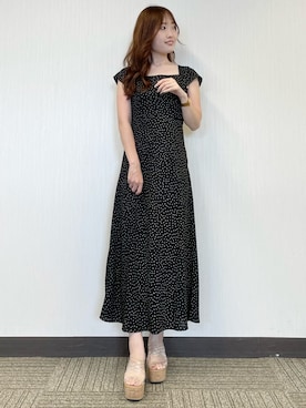 「アイテム（サンダル、その他）」を使った、仲田桃子さん（レディース・165cm）の夏コーディネート