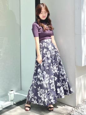 「スリットニット」｜仲田桃子さん（レディース・165cm）の春コーディネート