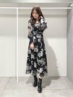 「ぼかし柄」｜仲田桃子さん（レディース・165cm）の冬コーディネート