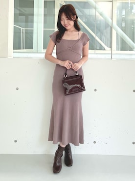 「マーメイドライン」｜仲田桃子さん（レディース・165cm）の夏コーディネート