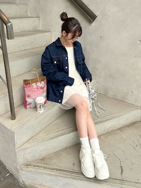 「one after another NICE CLAUP（ワンアフターアナザーナイスクラップ）のアイテム（デニムジャケット）」を使った、ゆうはさん（レディース・155cm）の冬コーディネート