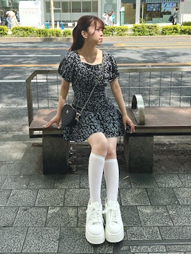 「one after another NICE CLAUP（ワンアフターアナザーナイスクラップ）のアイテム（チュニック）」を使った、ゆうはさん（レディース・155cm）の春コーディネート