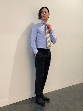 「BRICK HOUSE by TOKYO SHIRT（ブリックハウス）のアイテム（ビジネスシャツ、ブルー系）」を使った、BRICK HOUSE シャツ工房 福井フェアモール店さん（メンズ・167cm）の春コーディネート