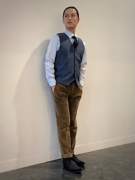「アイテム（ビジネスシャツ）」を使った、BRICK HOUSE シャツ工房 福井フェアモール店さん（メンズ・167cm）の秋コーディネート