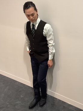「アイテム（ビジネスシャツ、グリーン系）」を使った、BRICK HOUSE シャツ工房 福井フェアモール店さん（メンズ・167cm）の秋コーディネート