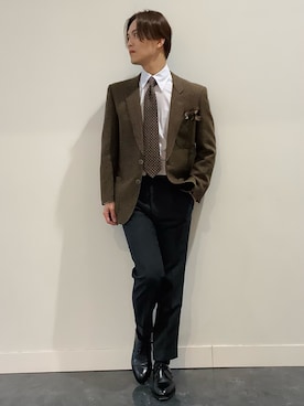 「アイテム（ビジネスシャツ）」を使った、BRICK HOUSE シャツ工房 福井フェアモール店さん（メンズ・167cm）の冬コーディネート