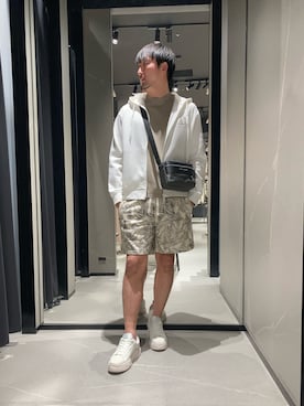 「ARMANI EXCHANGE（アルマーニエクスチェンジ）の【A|X アルマーニ エクスチェンジ】レースアップスニーカー（スニーカー、ホワイト系）」を使った、Yoshiさん（メンズ・181cm）の春コーディネート