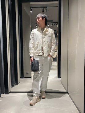 「アイテム（ポーチ）」を使った、Yoshiさん（メンズ・181cm）の春コーディネート