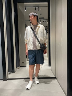 「ARMANI EXCHANGE（アルマーニエクスチェンジ）の【A|X アルマーニ エクスチェンジ】AXロゴ ソックススニーカー（スニーカー、ホワイト系）」を使った、Yoshiさん（メンズ・181cm）の夏コーディネート