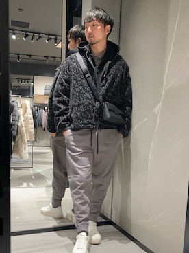 「アイテム（スウェット）」を使った、Yoshiさん（メンズ・181cm・30代）の冬コーディネート