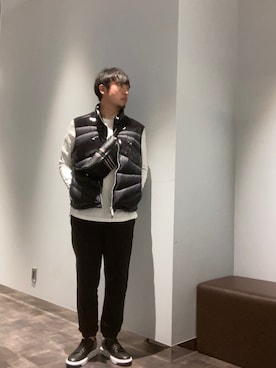 「ARMANI EXCHANGE（アルマーニエクスチェンジ）のアイテム（ダウンベスト）」を使った、Yoshiさん（メンズ・181cm）の秋コーディネート